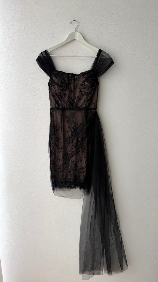Abito pizzo nero nude
