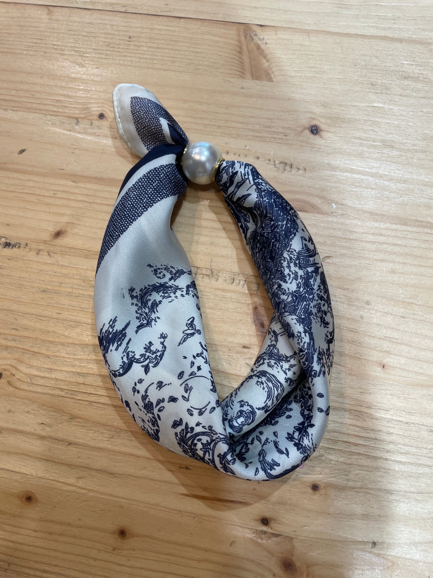 Collana foulard