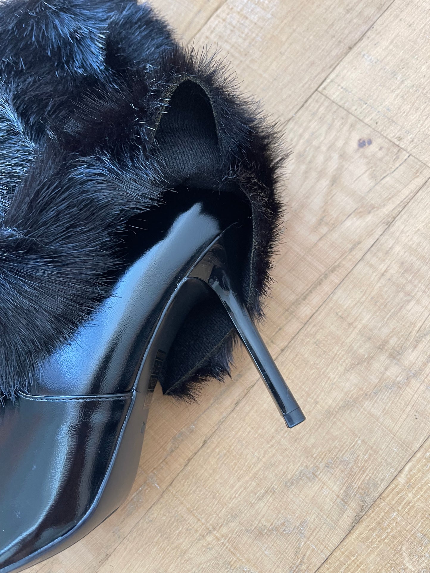 Stivaletto eco pelliccia