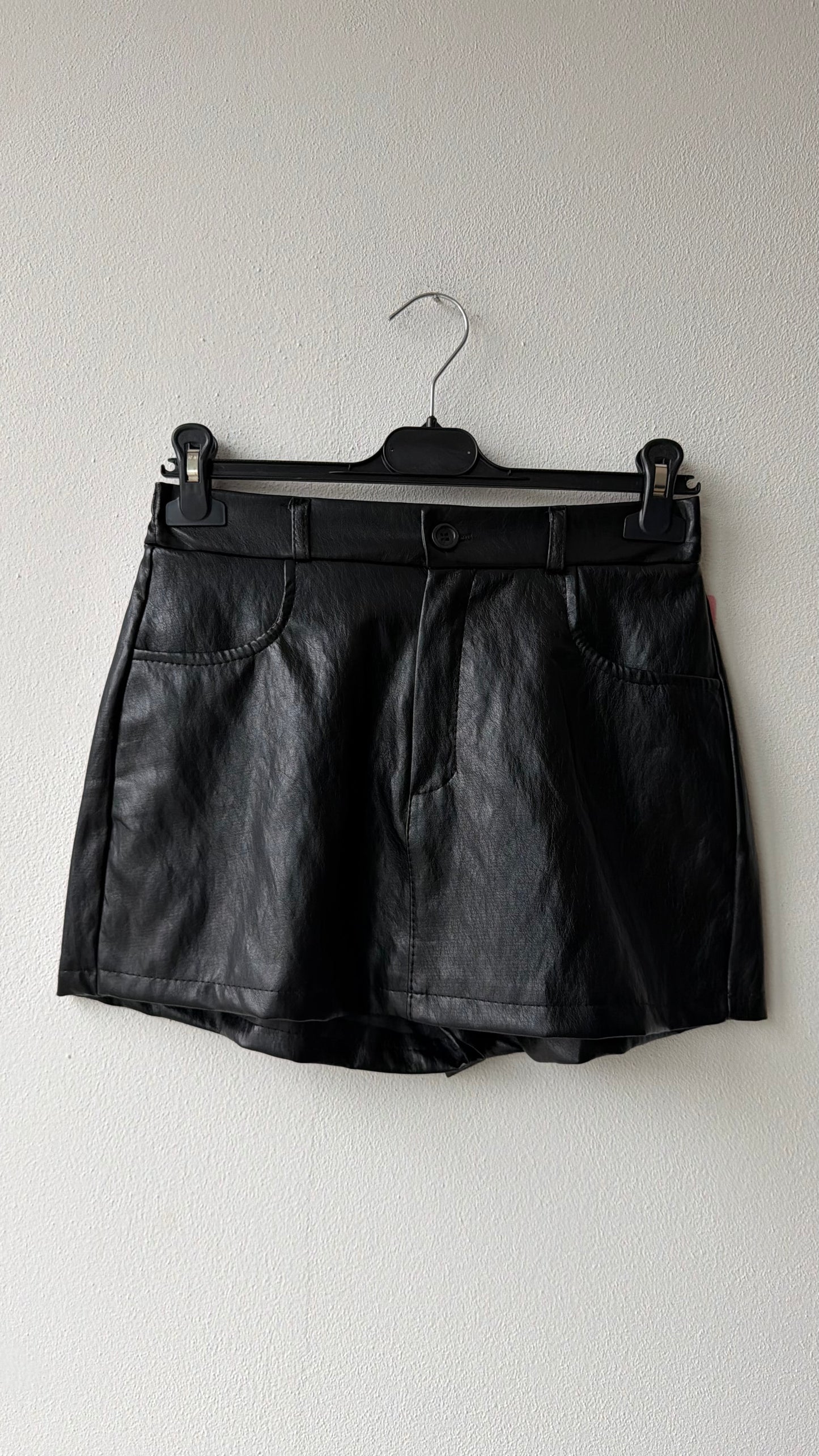 Gonna short ecopelle