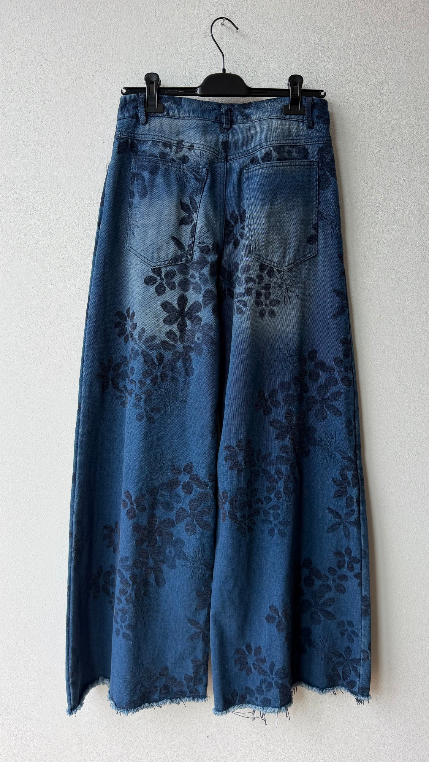 Jeans velvet flower