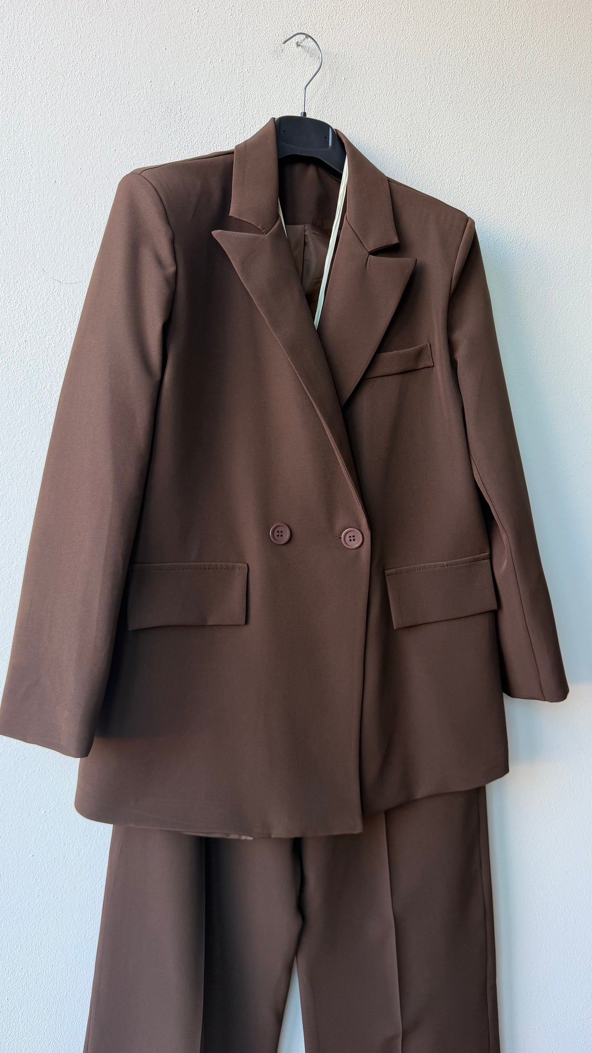 Tailleur marrone