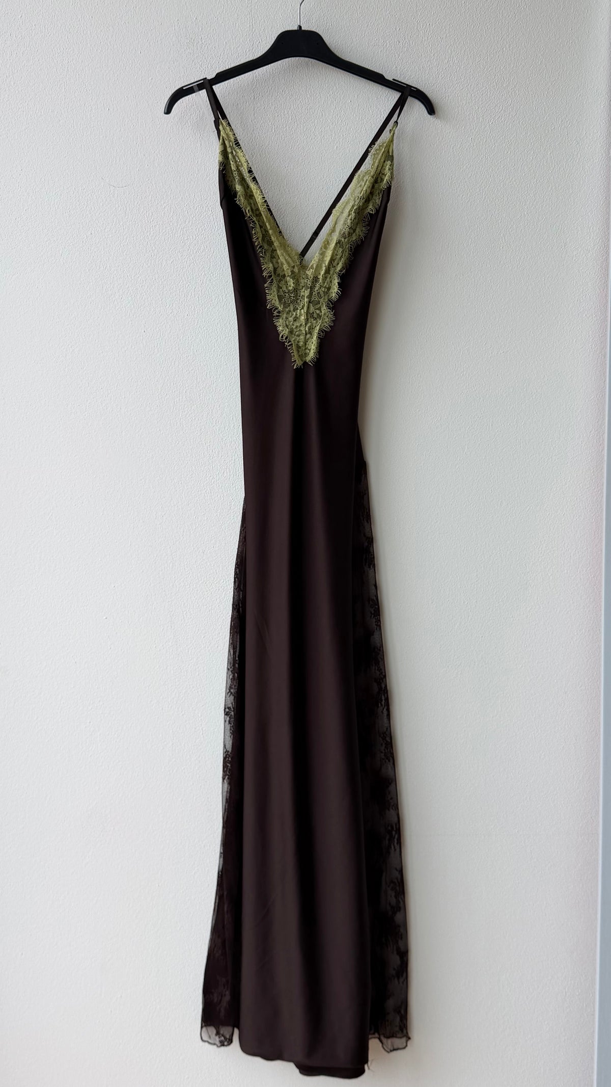 Abito lungo sottoveste pizzo