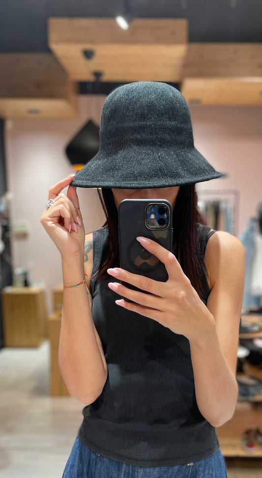 Cappello cloche