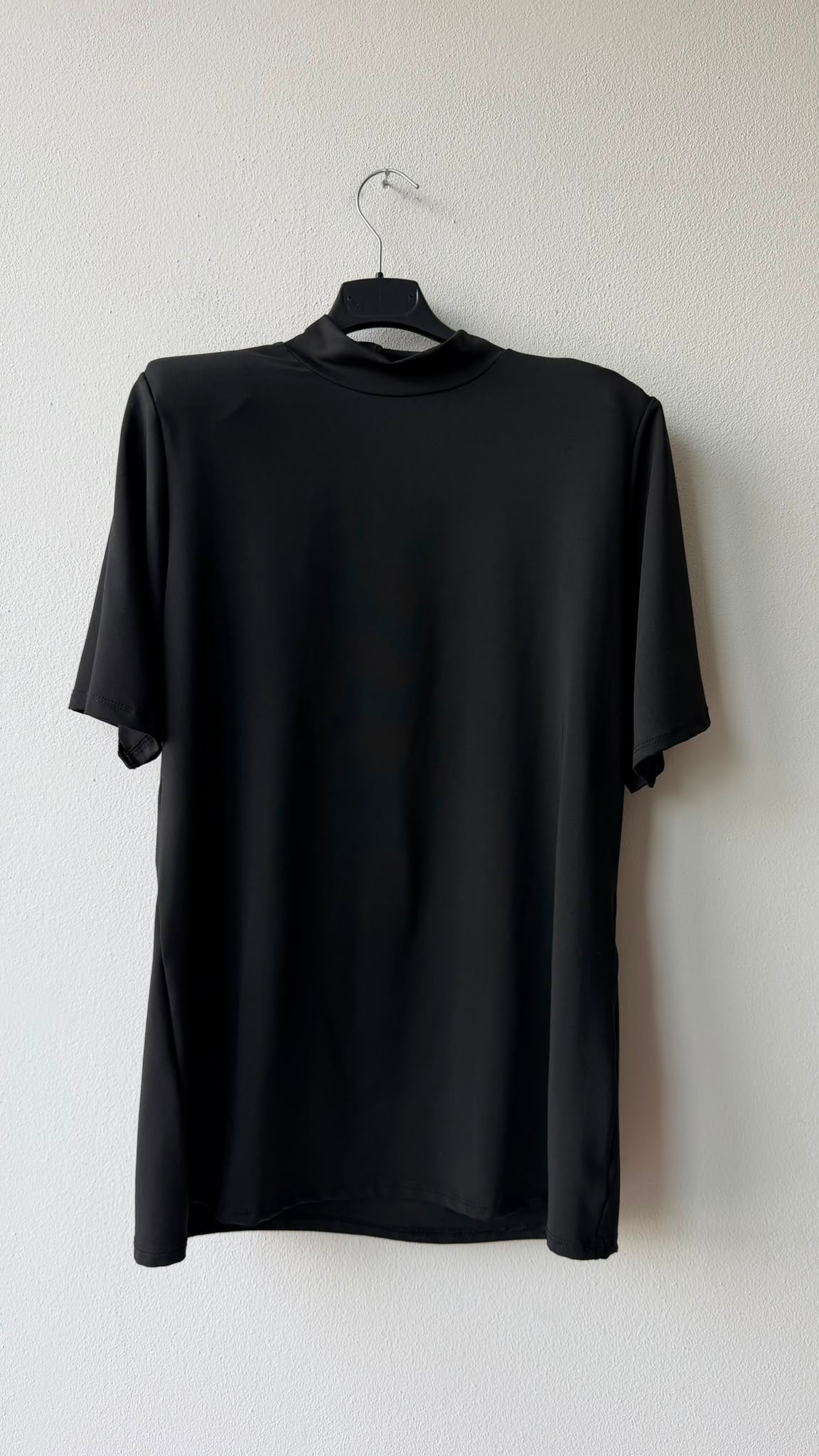 T-shirt colletto