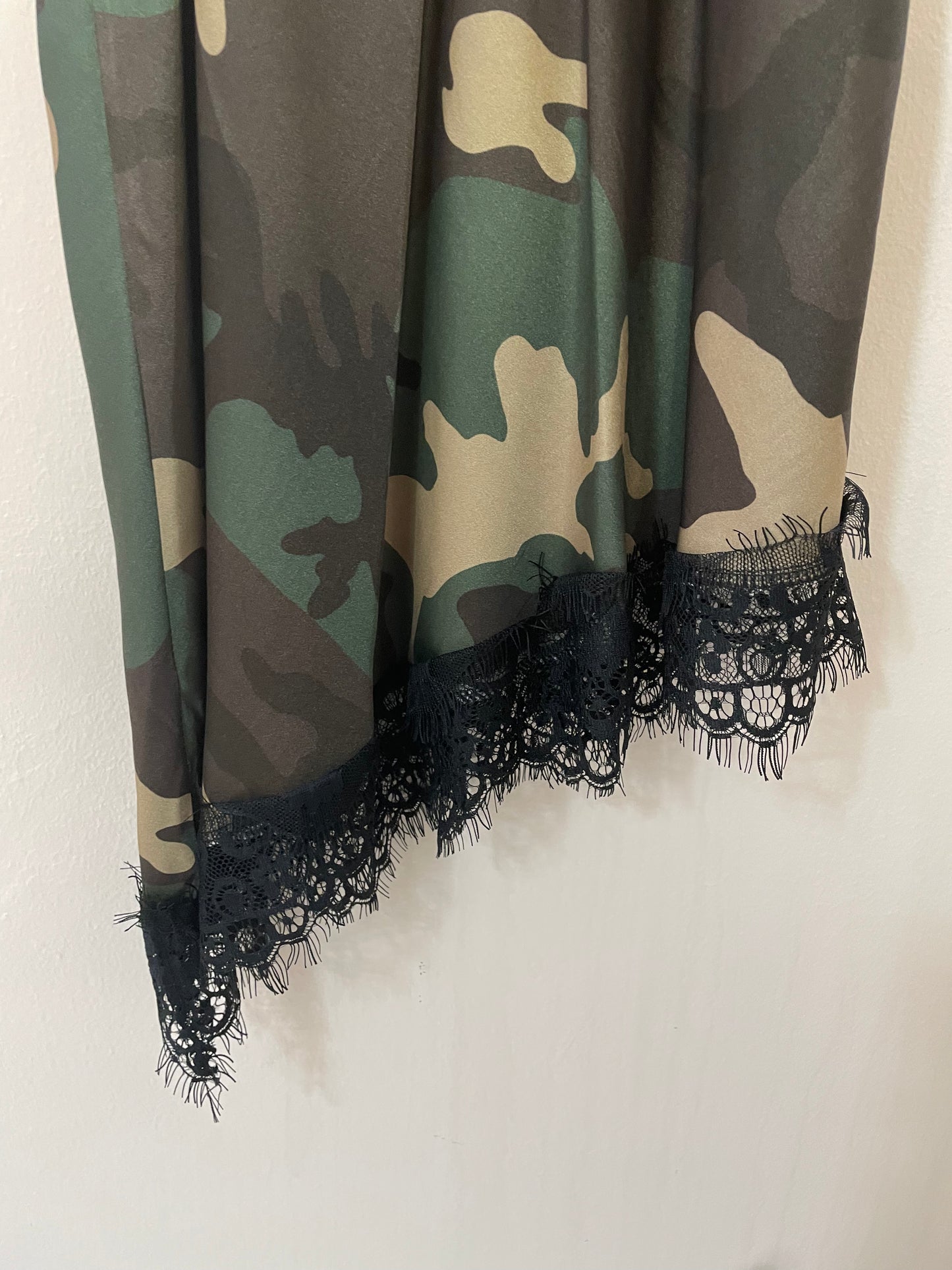 Top canotta pizzo-camouflage
