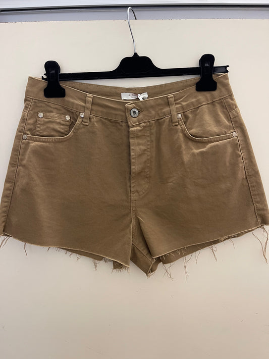Petra Shorts