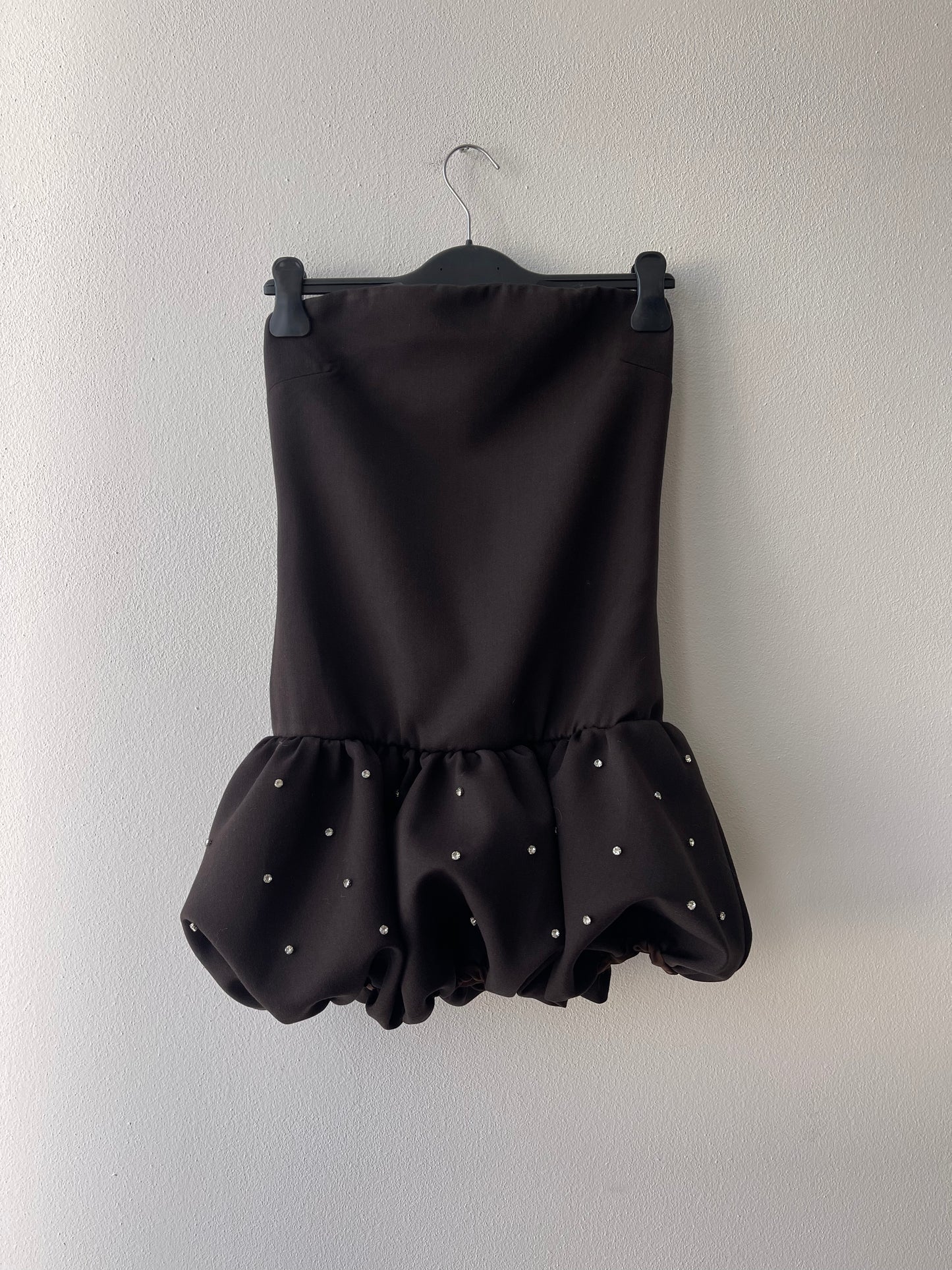 Abito marrone gonna balloon