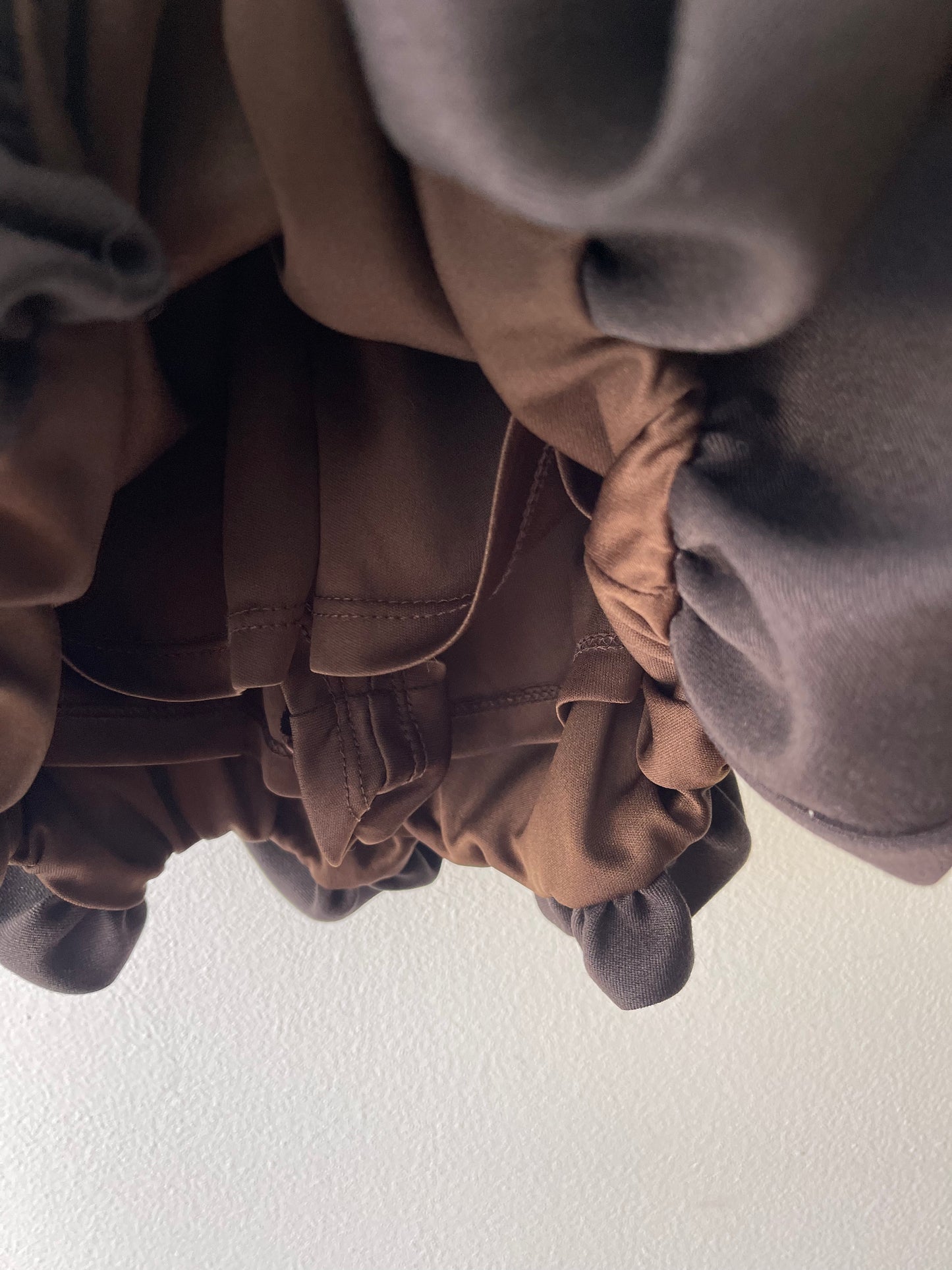 Abito marrone gonna balloon