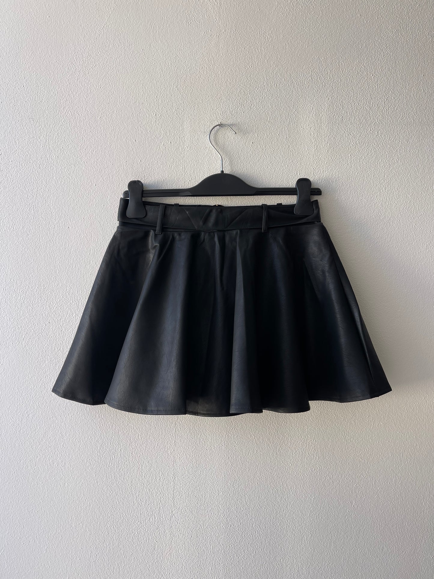 Gonna ruota eco pelle