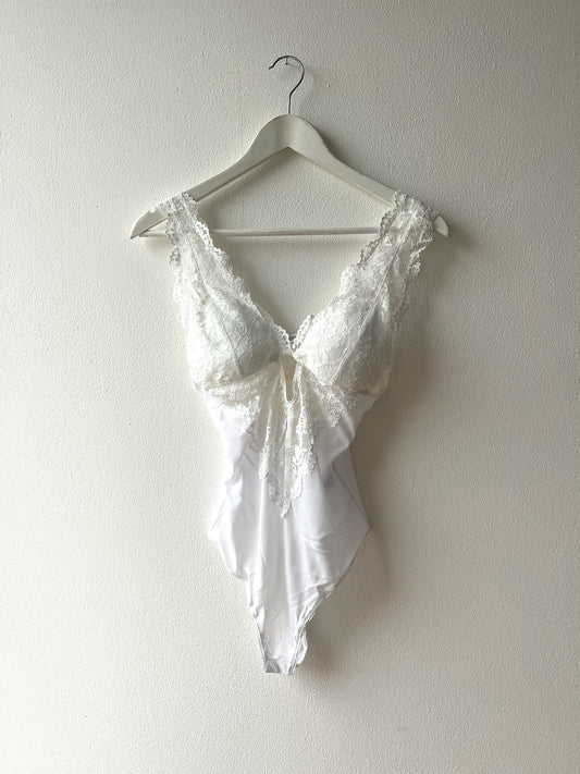 Body pizzo bianco
