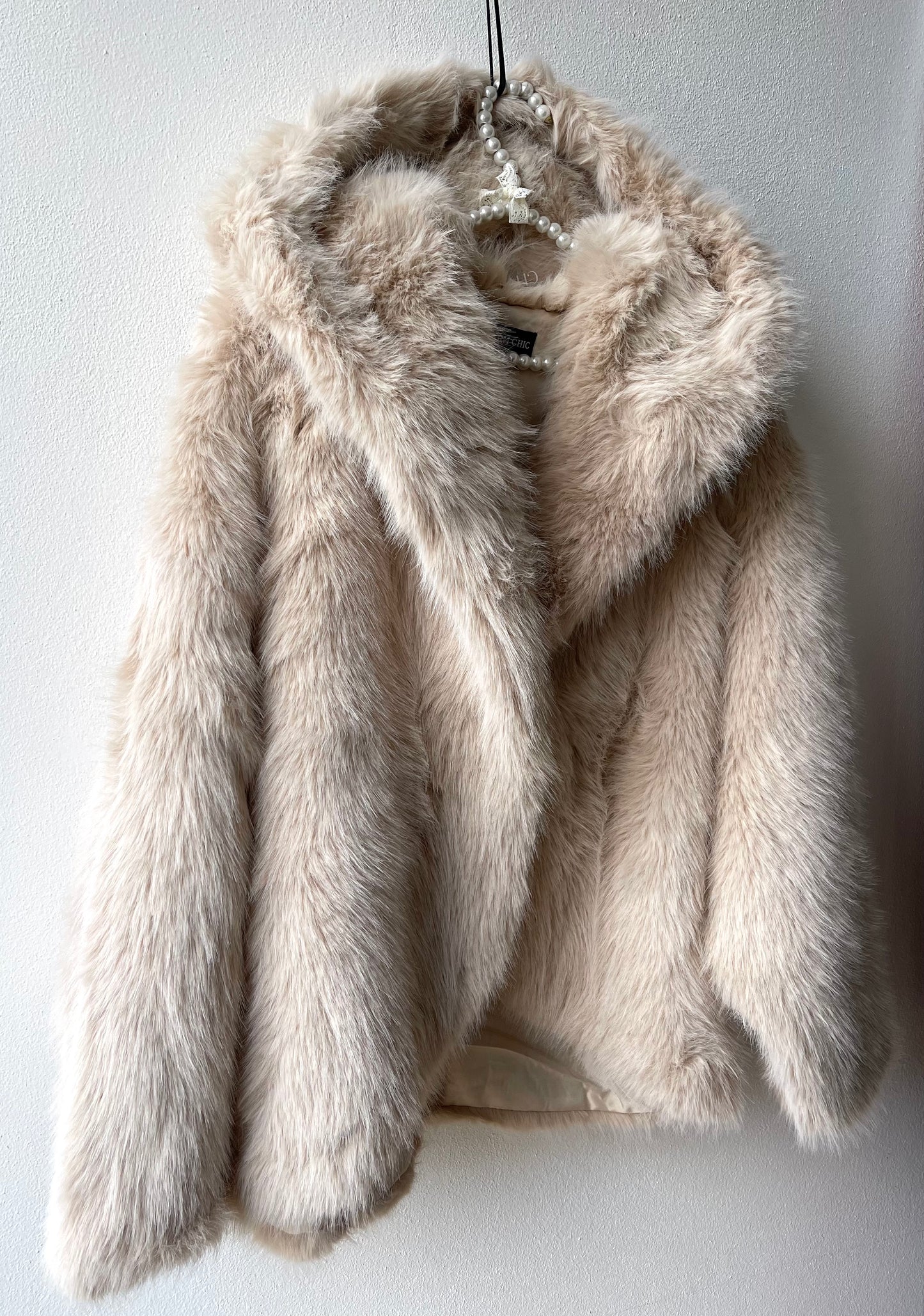 Pelliccia cappuccio eco