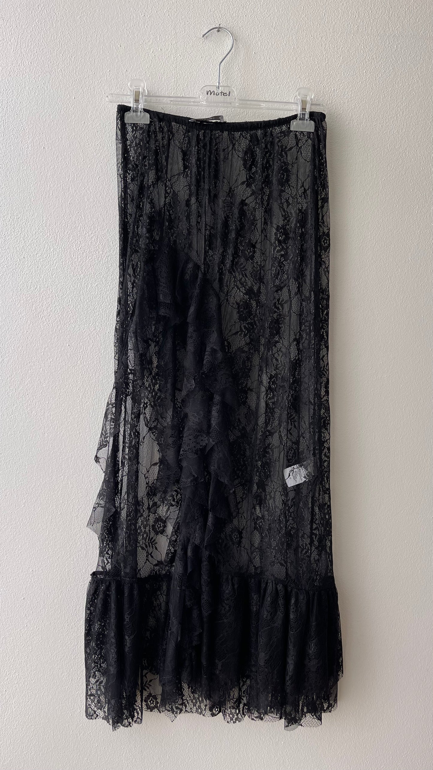 Gonna pizzo nero