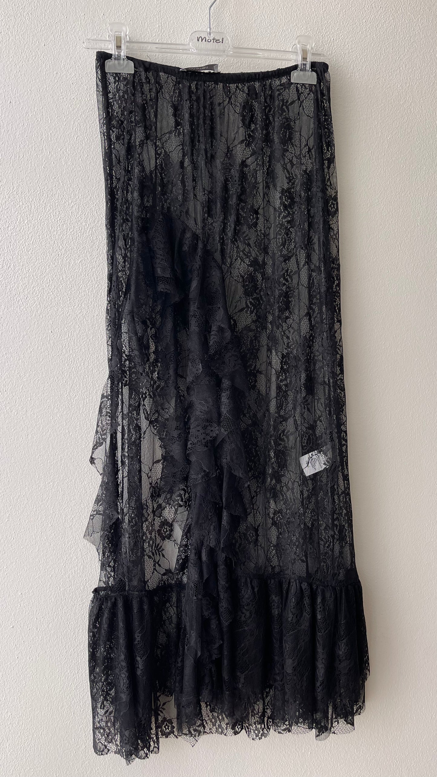 Gonna pizzo nero