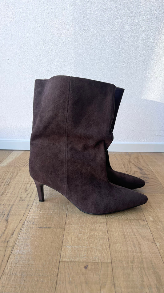 Stivaletto scamosciato marrone