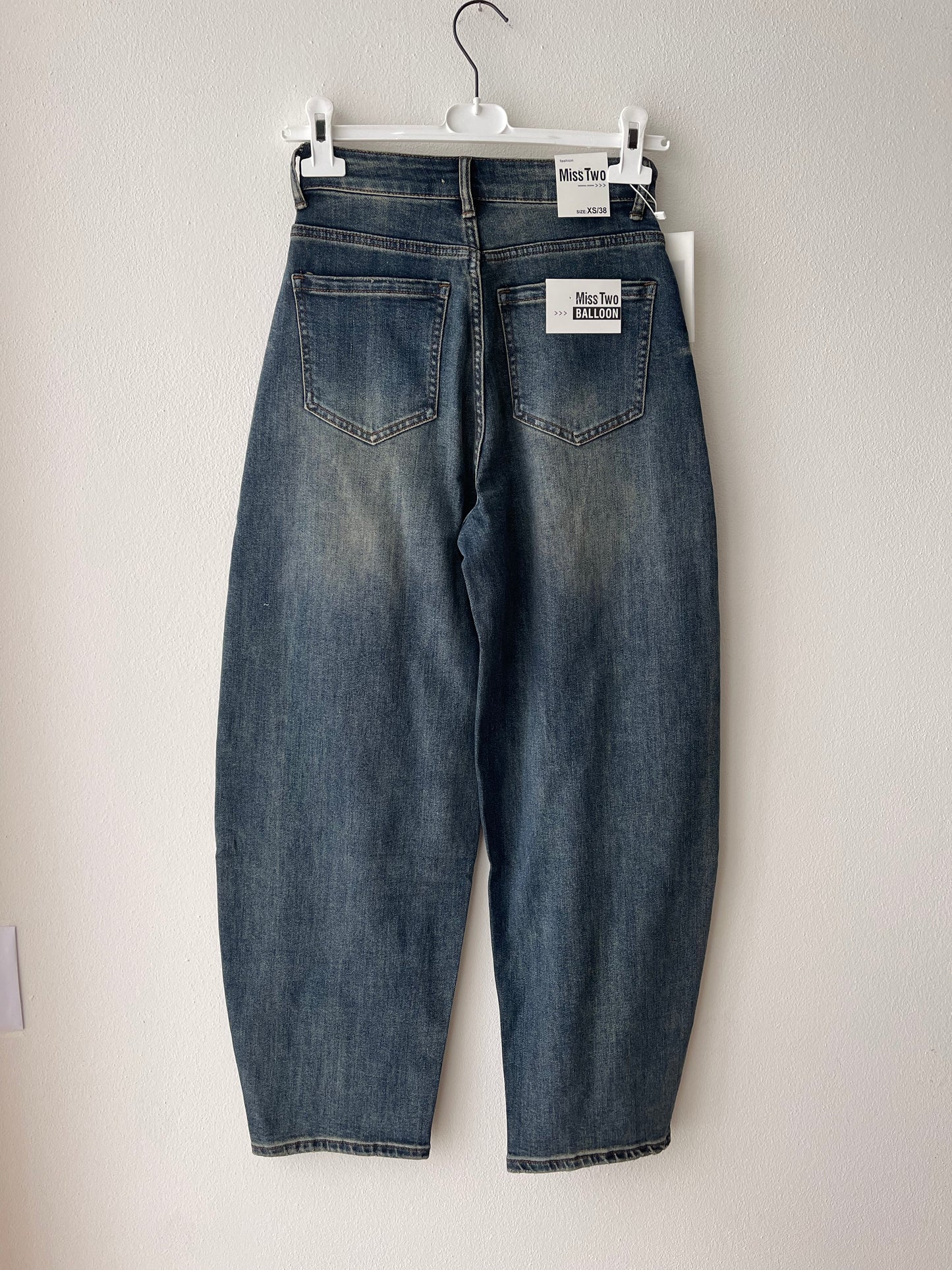 Jeans balloon lavaggio scuro